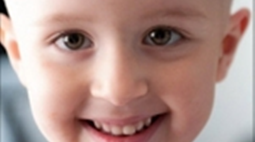 سرطان، مغلوب لبخند 5600 کودک