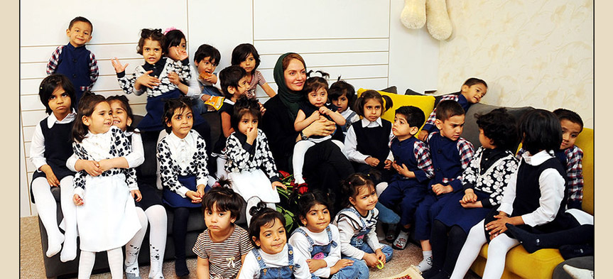 مهناز افشار «سفیر نیکوکاری» خیریه گلستان علی شد!