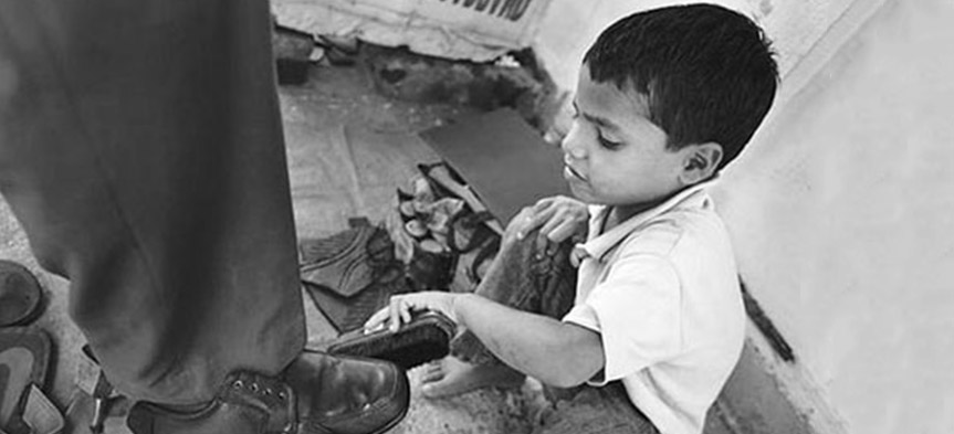 مدیرکل بهزیستی استان قم: بیگاری کشیدن از کودکان سبب افزایش ناهنجاری می‌شود!