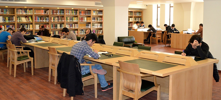 افتتاح دو نمایشگاه به مناسبت هشتادمین سالگرد وقف کتابخانه و موزه ملی ملک